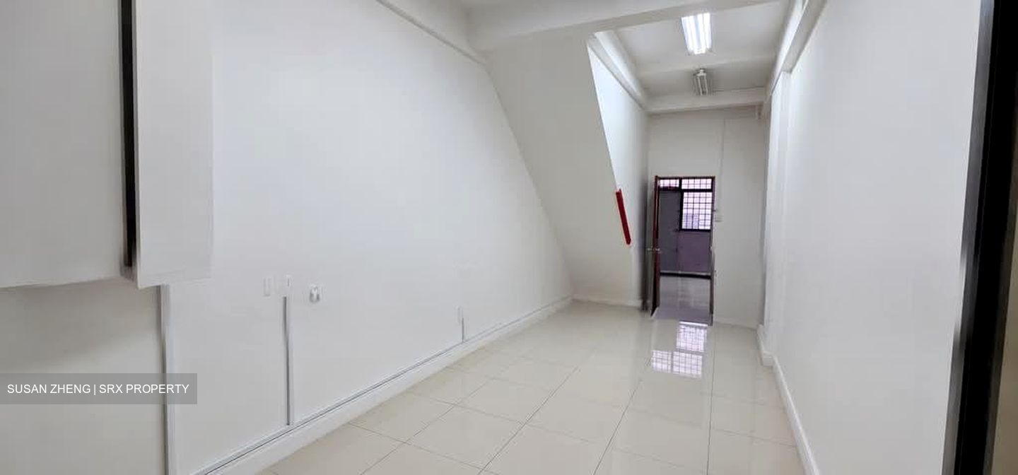 BLANGAH GARDEN (D4), Shop House #564630471